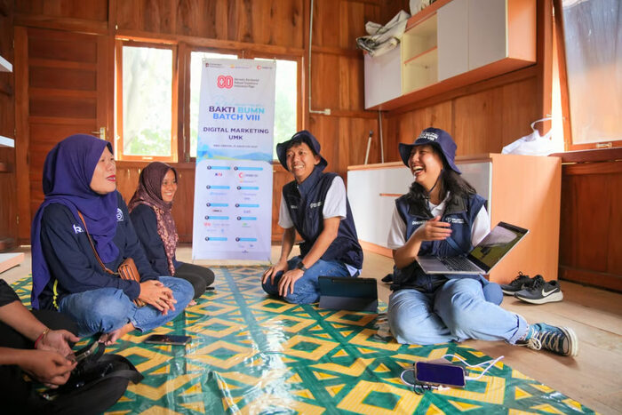 Relawan Bakti BUMN di Tanjung Enim Pastikan Manfaat Alam Dirasakan Langsung oleh Masyarakat