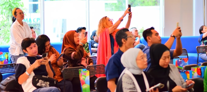 Kolaborasi TikTok: Dorong Potensi Ekonomi dan Penghasilan Digital