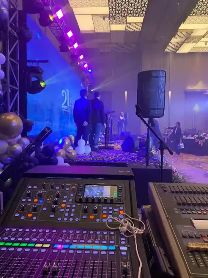 Solusi Profesional untuk Event Anda: RAPLYX PRODUCTION Hadirkan Layanan Sewa Soundsystem, Lighting, Videotron, dan Livestreaming.