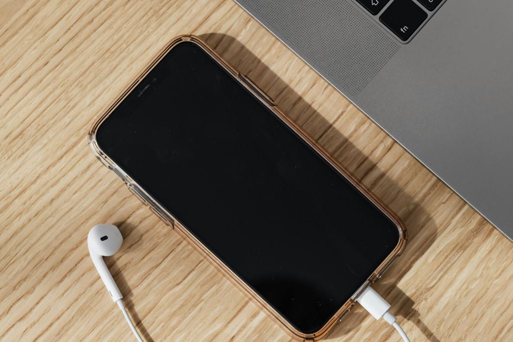 Tips Memelihara Smartphone agar Awet dan Nyaman Digunakan